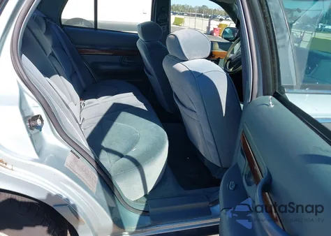 1996 Mercury Grand Marquis Ls/Bayshore z USA, uszkodzony, nr VIN 2MELM75W6TX647112